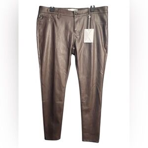 KanCan Faux Leather Pants Women’s Size 15/31 Brown Straight Leg Coated NWT